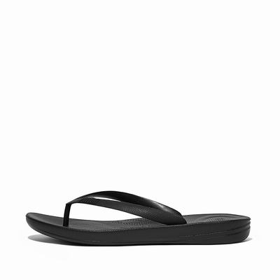 Black Men's Fitflop IQUSHION Ergonomic Flip Flops | RY6807419