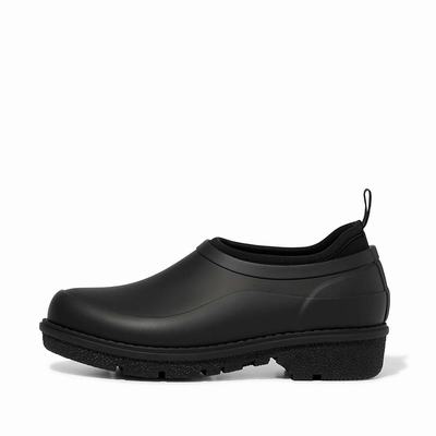 Black Women's Fitflop WONDERCLOG Waterproof Rubber Clogs | RP5172398