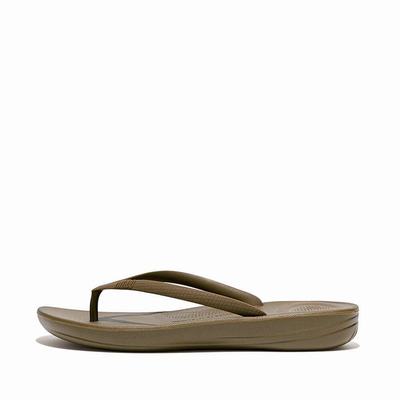 Olive Women's Fitflop IQUSHION Ergonomic Flip Flops | VY3809542