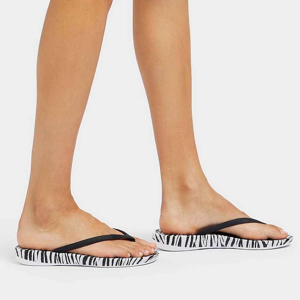 Black/White Women's Fitflop IQUSHION Zebra Print Ergonomic Flip Flops | RD9217458