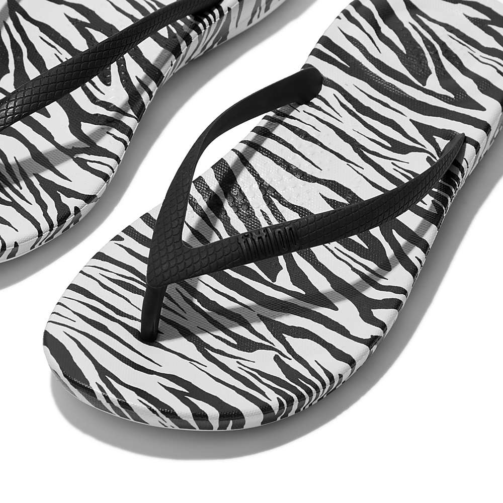 Black/White Women's Fitflop IQUSHION Zebra Print Ergonomic Flip Flops | RD9217458