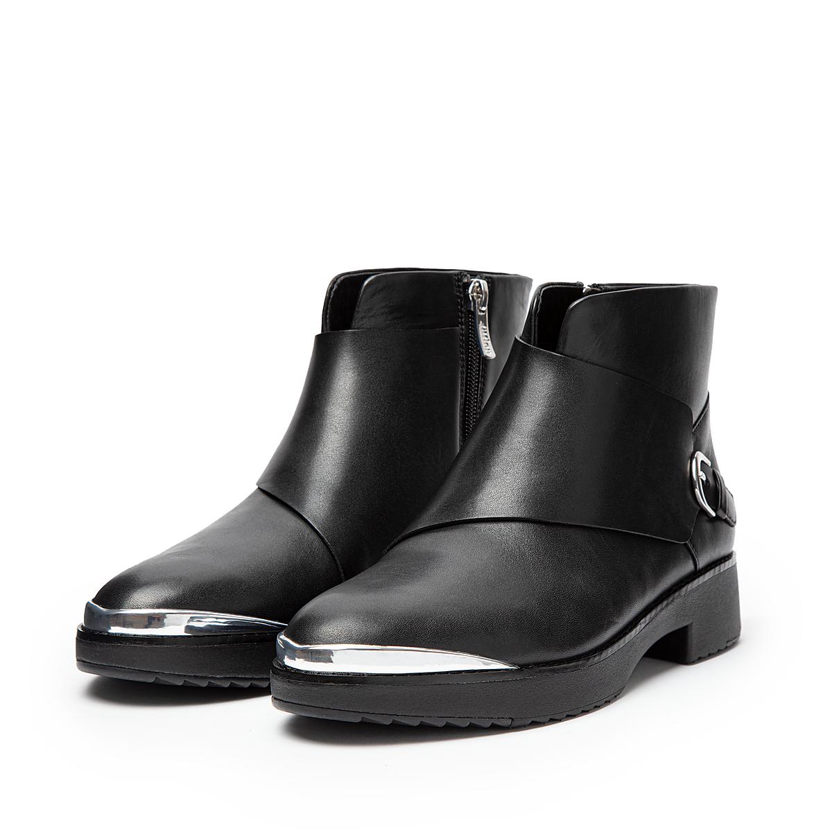 Black Women's Fitflop CHIARRA Buckle Leather Ankle Boots | PO4802761