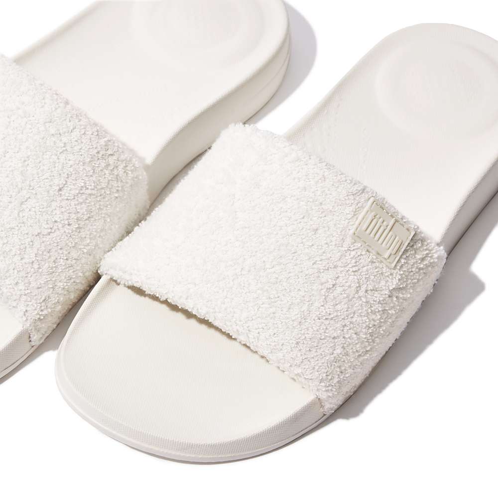 Cream Women's Fitflop IQUSHION Towelling Slides | WV3160589