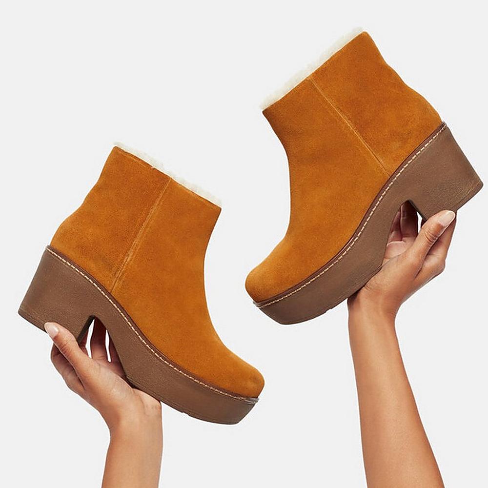 Light Brown Women's Fitflop PILAR Shearling-Lined Suede Ankle Boots | VN9250634