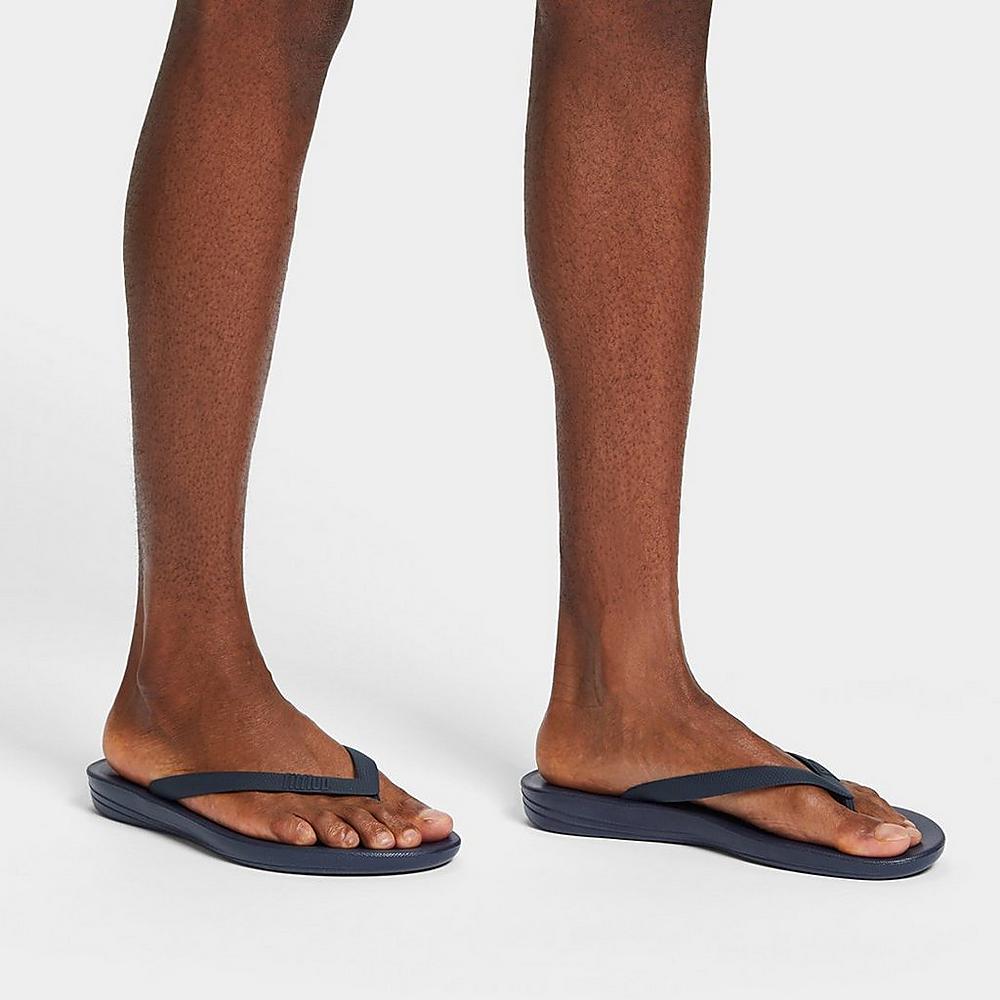 Navy Men's Fitflop IQUSHION Ergonomic Flip Flops | VQ5926870