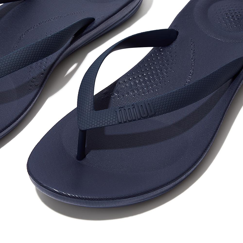 Navy Men's Fitflop IQUSHION Ergonomic Flip Flops | VQ5926870