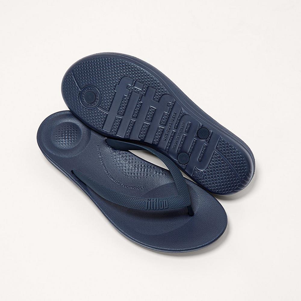 Navy Men's Fitflop IQUSHION Ergonomic Flip Flops | VQ5926870