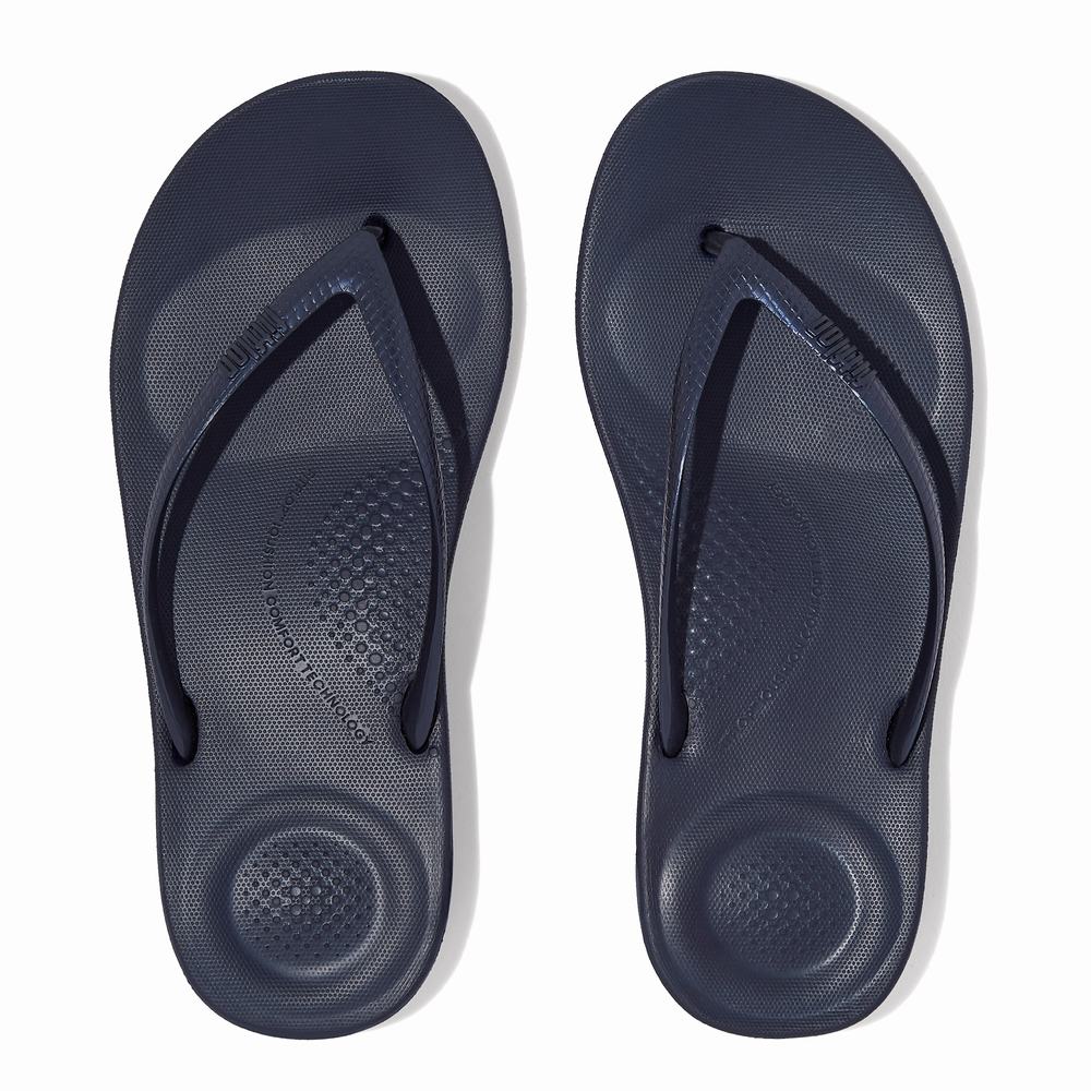 Navy Women's Fitflop IQUSHION Ergonomic Flip Flops | VF0476892