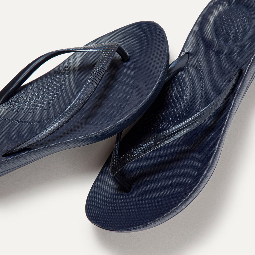 Navy Women's Fitflop IQUSHION Ergonomic Flip Flops | VF0476892