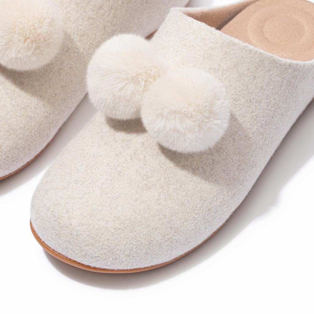 White Women's Fitflop CHRISSIE Pom-Pom Felt Slippers | OV7325460